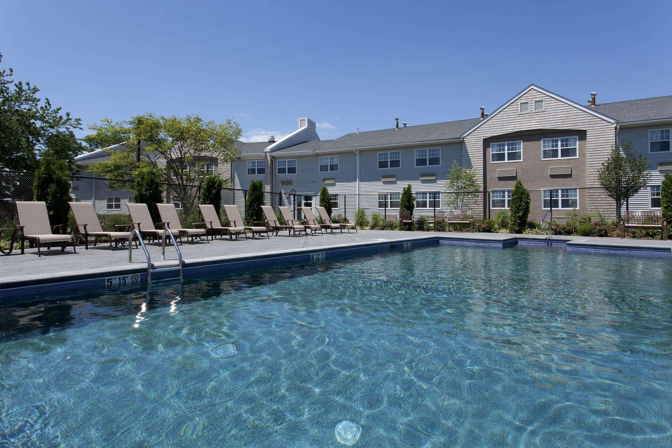 Hotel Doubletree By Hilton Cape Cod - Hyannis Exterior foto