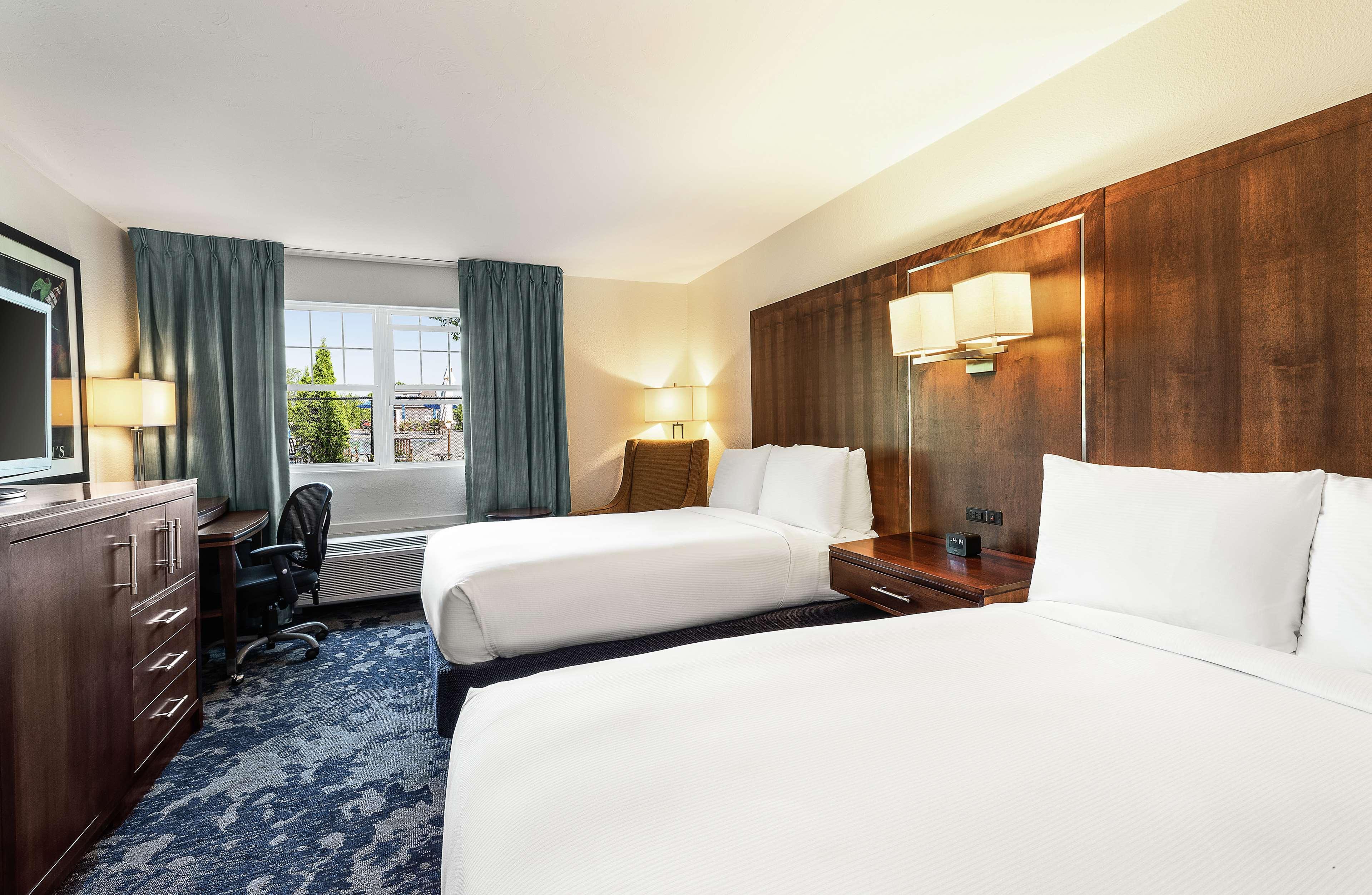 Hotel Doubletree By Hilton Cape Cod - Hyannis Exterior foto