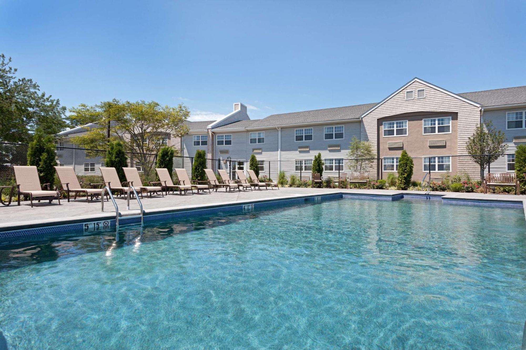 Hotel Doubletree By Hilton Cape Cod - Hyannis Exterior foto